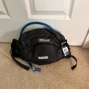 CamelBak Vantage LR Hydration Belt 50oz Lumbar Pack – New With Tags